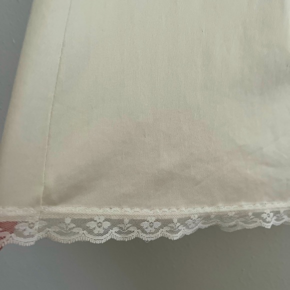 Vintage Warners perfect measure white nylon half slip Womens size large - Picture 2 of 6